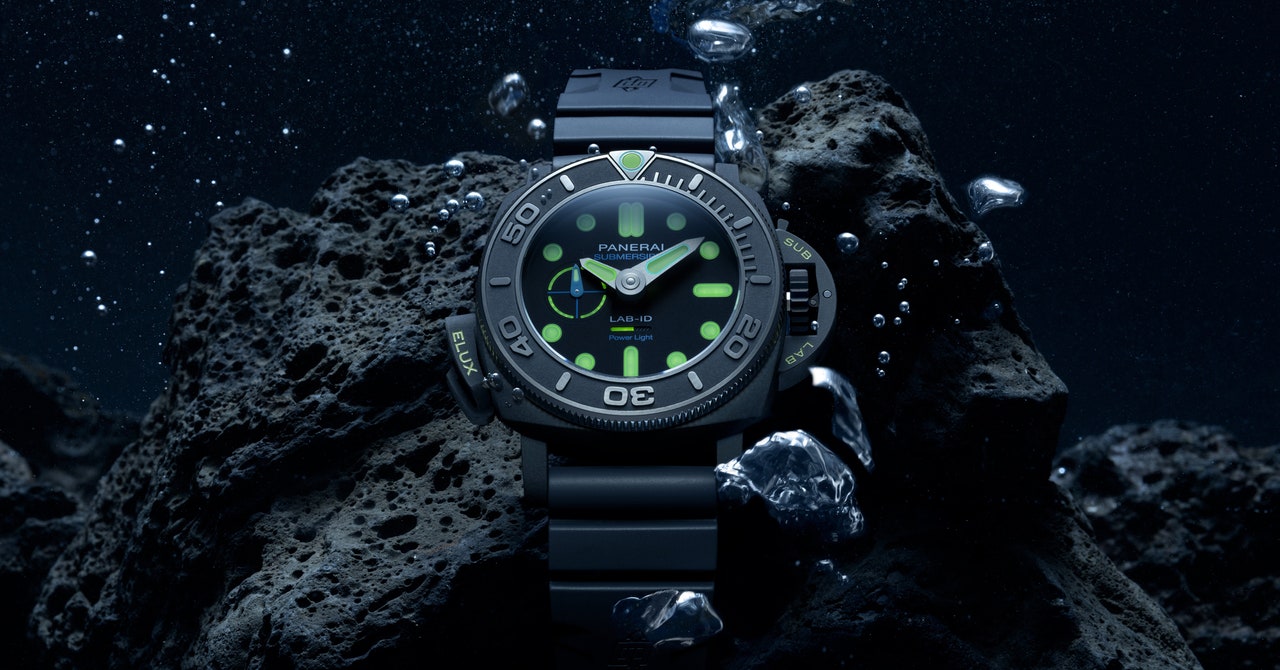 Paneraiâs Submersible Elux Lab-ID Dive Watch Generates Its Own Light Show